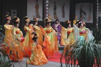 唐楽宮舞踊