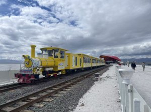 チャカ（茶卡）塩湖