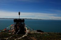 鄂陵(オリン)湖