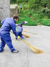 旧臥龍パンダ基地飼育ボランティア体験