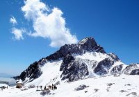 玉龍雪山