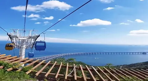 蓮花山