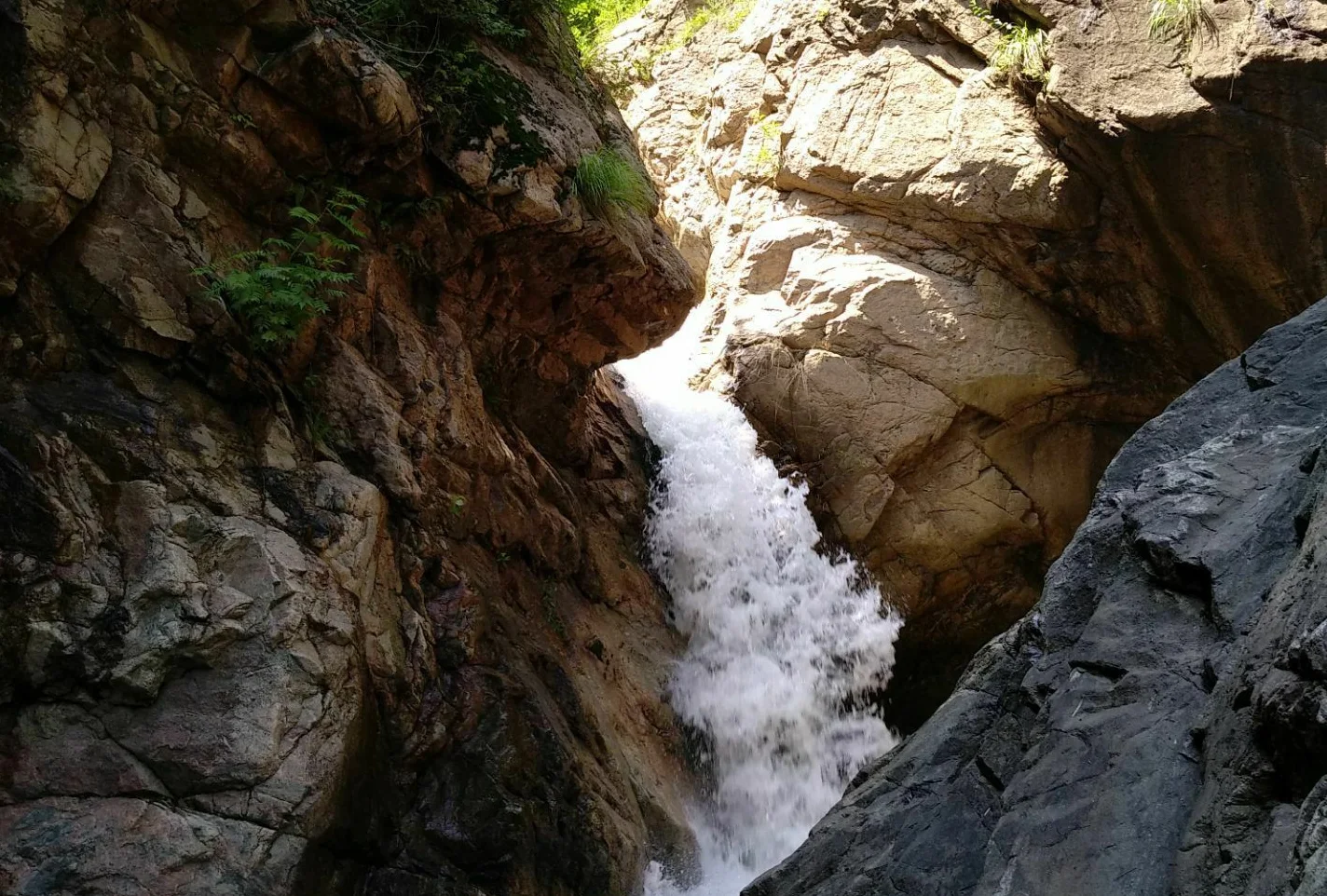 玉龙溪大峡谷風景区