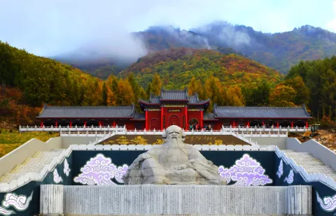 九頂鉄刹山