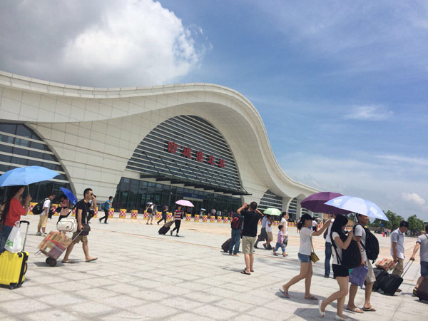 防城港北駅