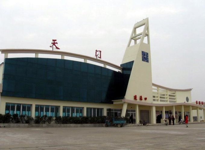 天門駅.jpg