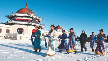 チンギス・カン陵祭り